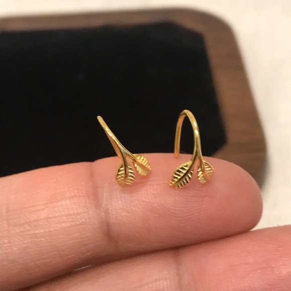 Leaf Earrings,Leaf Hoop Earrings cute Hoop Earrings 925 Sterling Silver Earrings - Picture 2 of 11